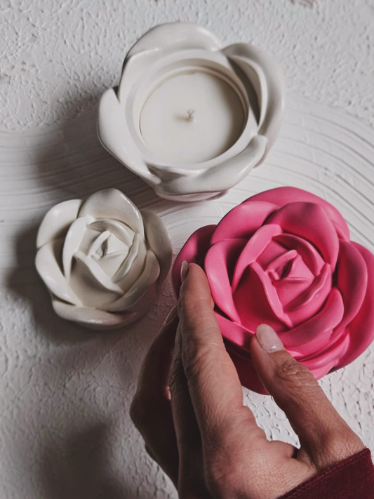 Rosa in Jesmonite